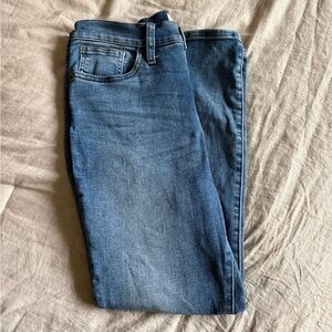 Madewell 10” High Rise Roadtripper Supersoft Medium Wash Denim Jeans size 29P